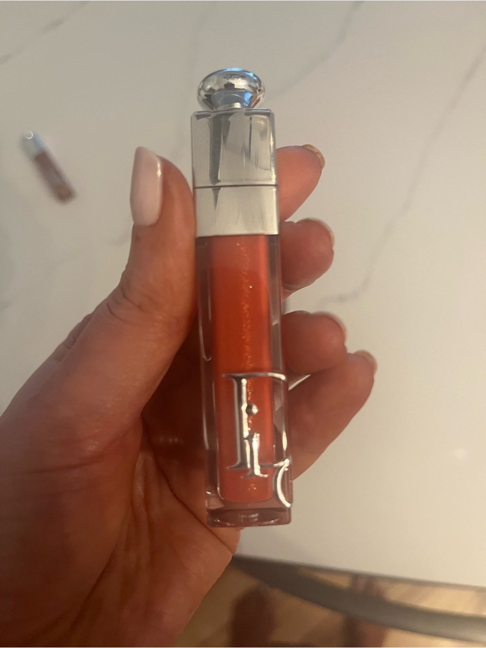 Dior Addict Lip Gloss in Shimmer Peach 019 - Picture 3 of 3